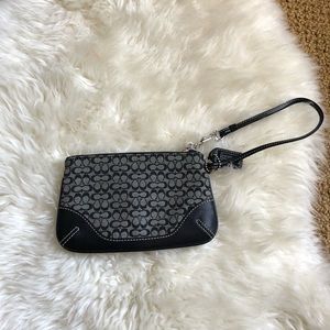 Coach Bags - Coach Wristlet Coach Bags - Coach Wristlet